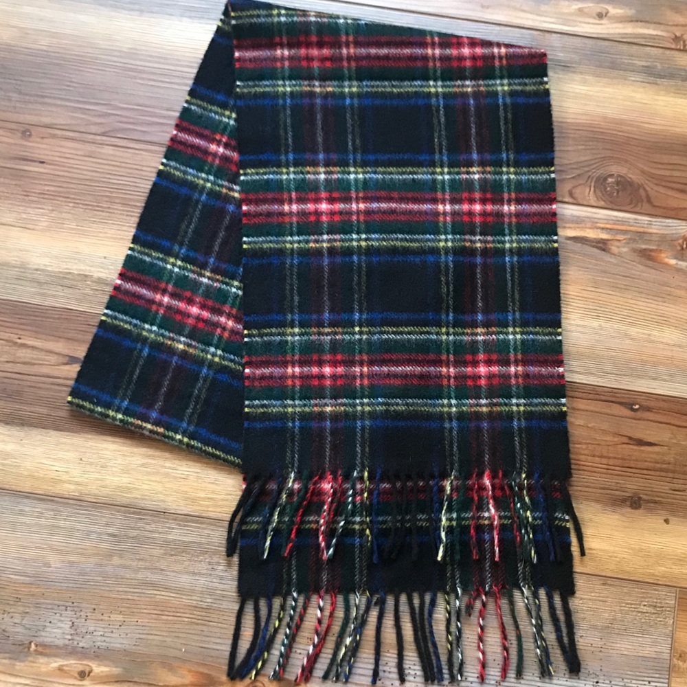 Johnstons of Elgin 100% Cashmere Plaid Scarf